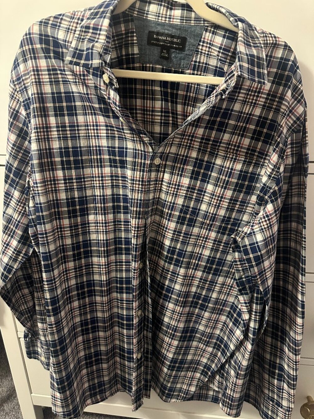 Banana Republic Men's plaid Button down XL
